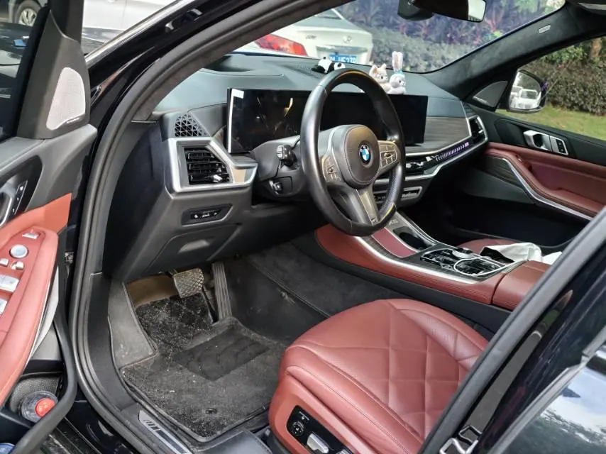 BMW 2023 X5 xDrive40Li 48V 3.0T exclusive M sports obsidian night suit automatic gear 3