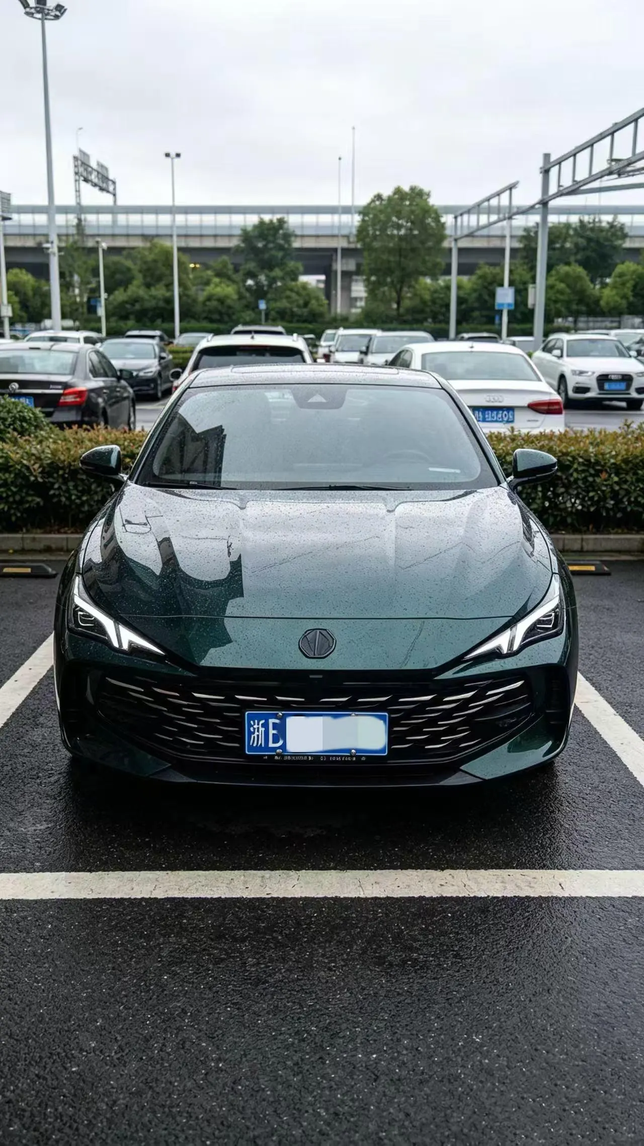 MG 2023 MG7 2.0T Beauty Hunting Luxury Edition Automatic Gear 3