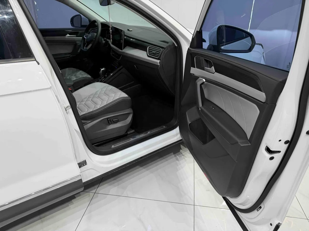 Volkswagen 2023 Tanyue 1.4TSI 280TSI Two-Drive Luxury Plus Advanced Edition Automatic Gear 16