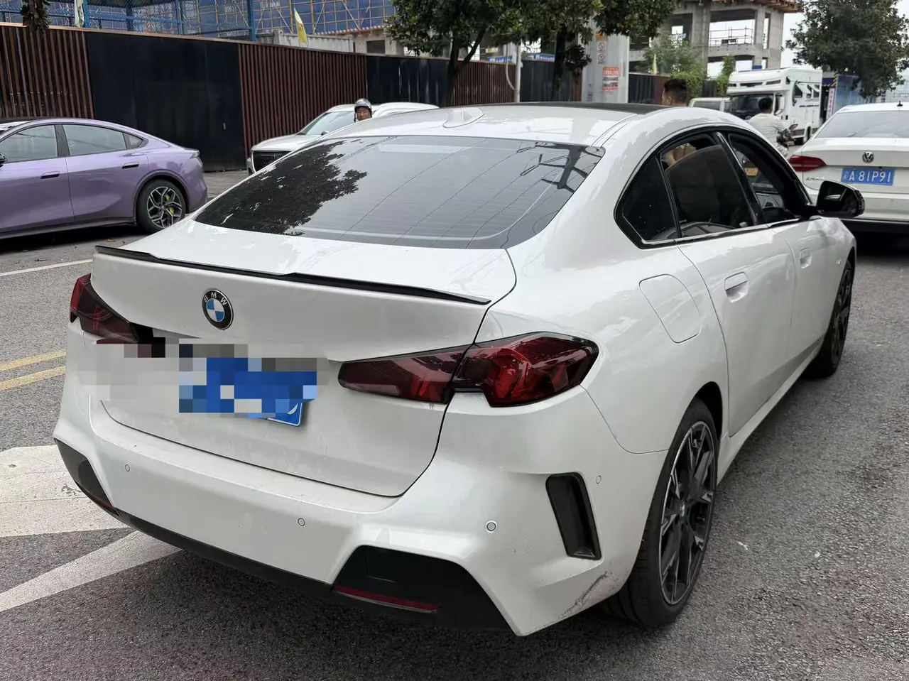 BMW 2 series 2025 225L 2.0T M sports obsidian night suit automatic gear 11