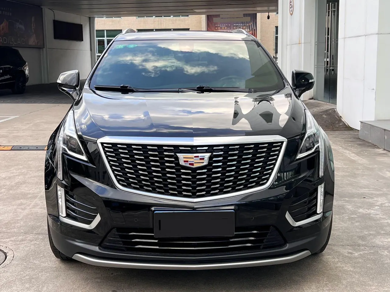 Cadillac 2020 XT5 2.0T 28T Luxury Automatic Gear 2