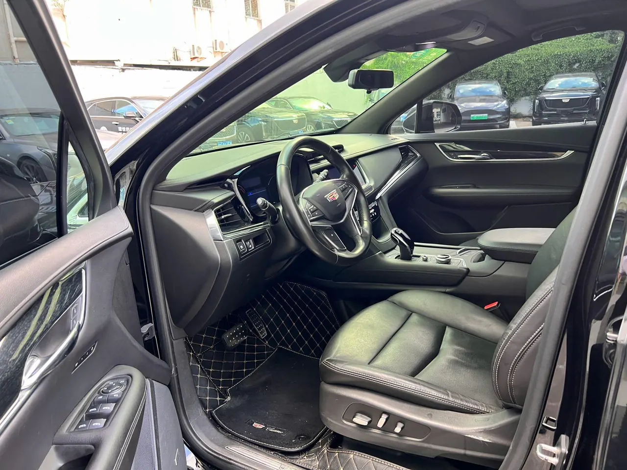 Cadillac 2020 XT5 2.0T 28T Luxury Automatic Gear 4