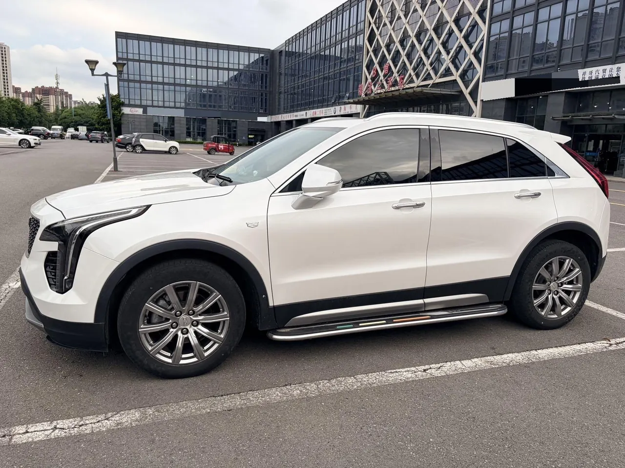 Cadillac 2020 XT4 2.0T 28T Two-Drive Luxury (Modified) Automatic Gear - View 1