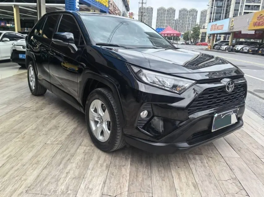 Toyota 2022 RAV4 Rongbo 2.0 Stepless Two-Drive Fashion Edition Automatic Gear 3