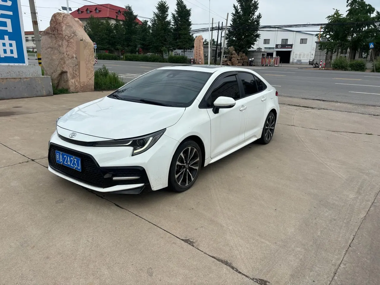 Open image lightbox: Toyota 2022 Lei Ling 1.2T Stepless 185T Sports Edition Automatic Gear