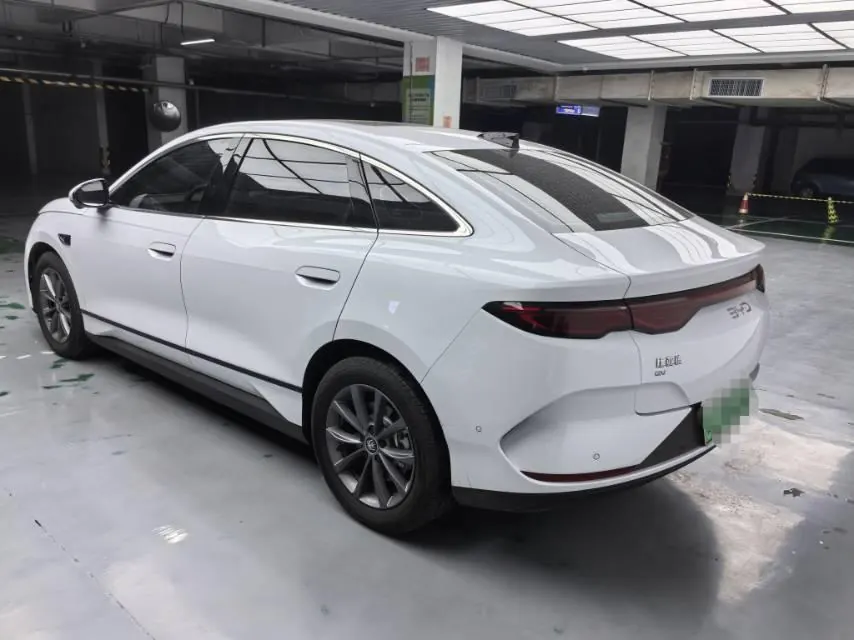 BYD 2025 Qin L EV 470KM Leading Automatic Gear 3