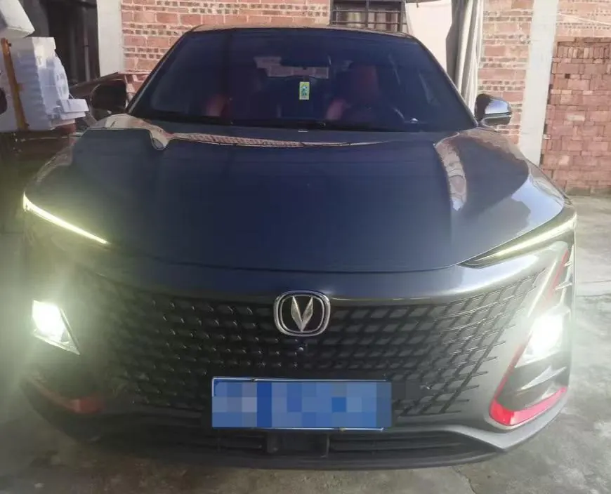 ChangAn 2021 UNI-T 1.5T Sports Flagship Automatic Gear - View 1