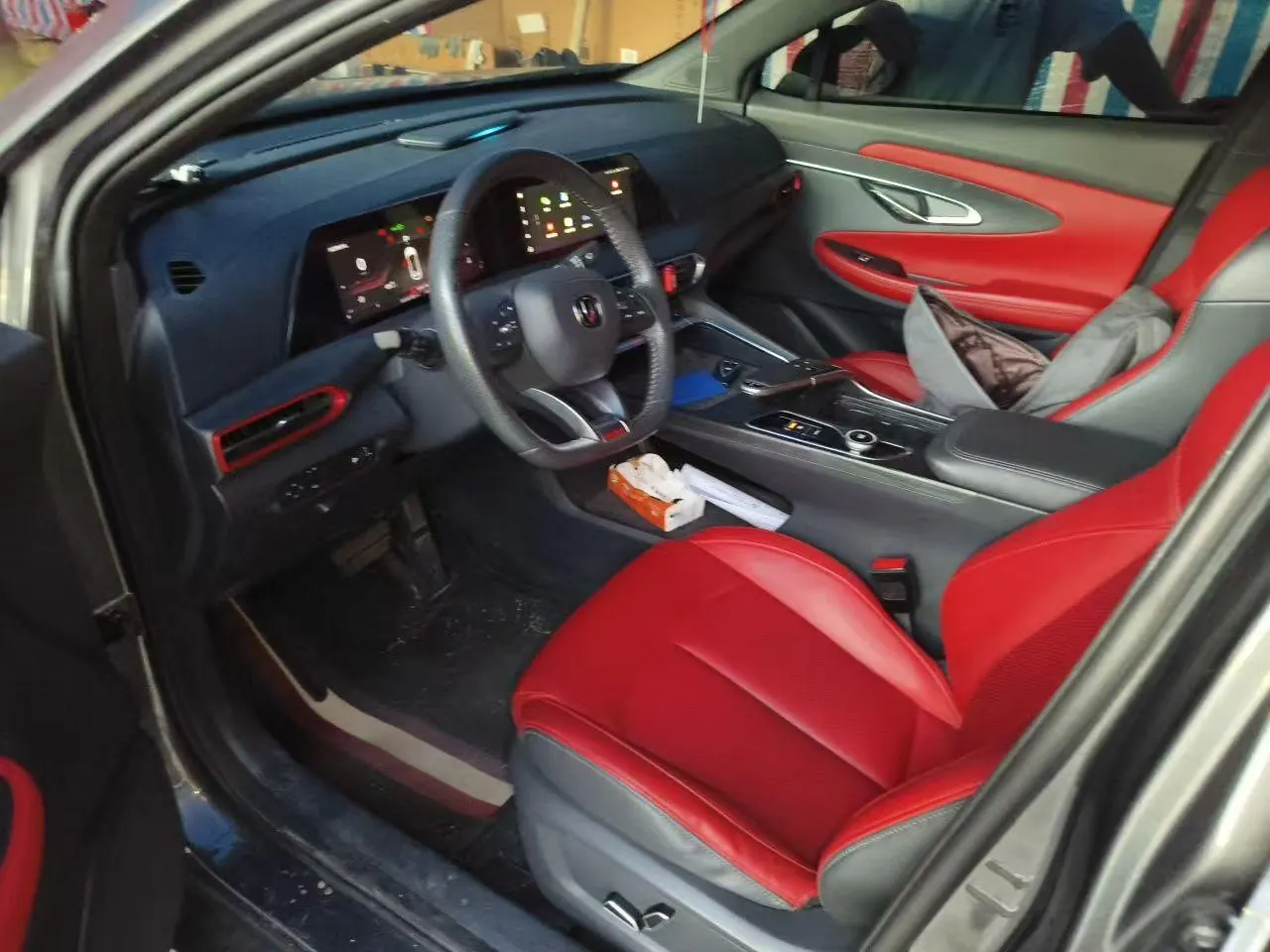 ChangAn 2021 UNI-T 1.5T Sports Flagship Automatic Gear 4