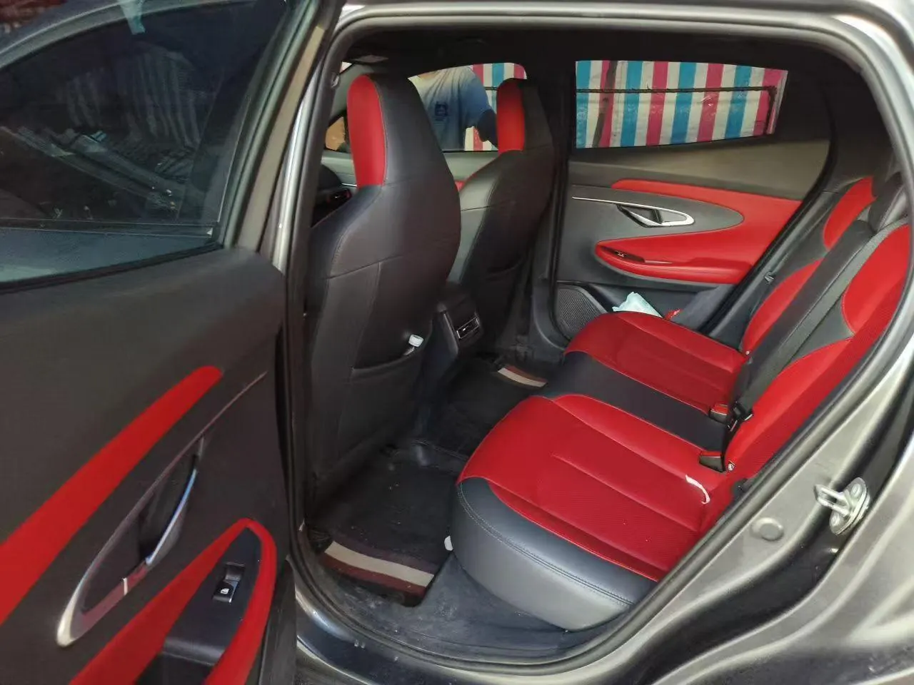 ChangAn 2021 UNI-T 1.5T Sports Flagship Automatic Gear 5