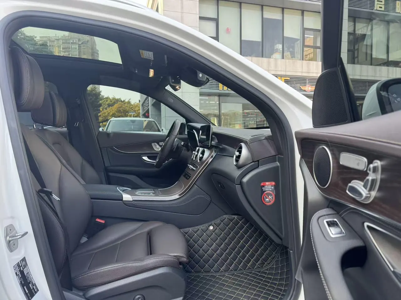 Mercedes Benz 2021 GLC 300 L 4MATIC 2.0T Dynamic Automatic 3