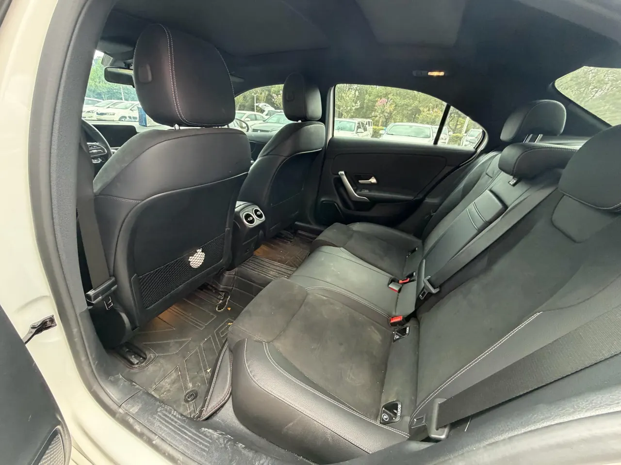 Mercedes Benz Class A 2022 A 200 L 1.3T Fashion (Change 3) Automatic 4