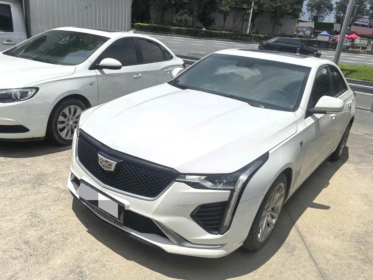 Cadillac 2020 CT4 2.0T 28T fashion automatic gear - View 1