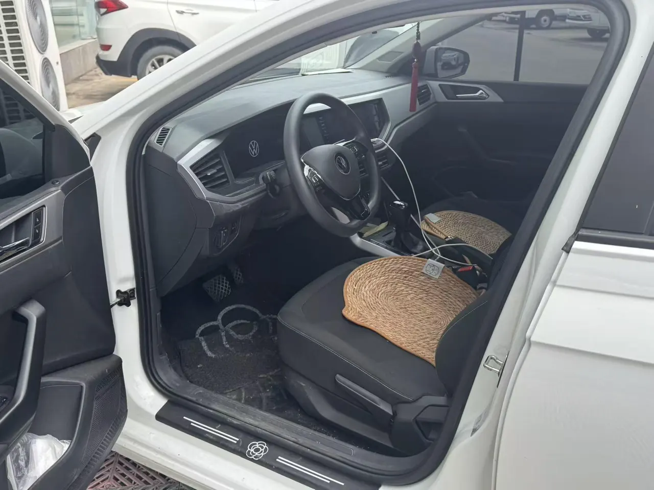 Volkswagen 2023 POLO Plus 1.5 Panoramic Music Edition (Modified) Automatic Gear 4