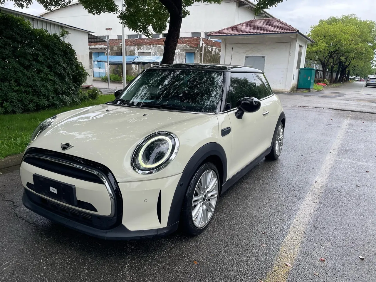打开图片灯箱:MINI Mini (imported) 2022 Mini Cooper 1.5T classic (modified) automatic gear
