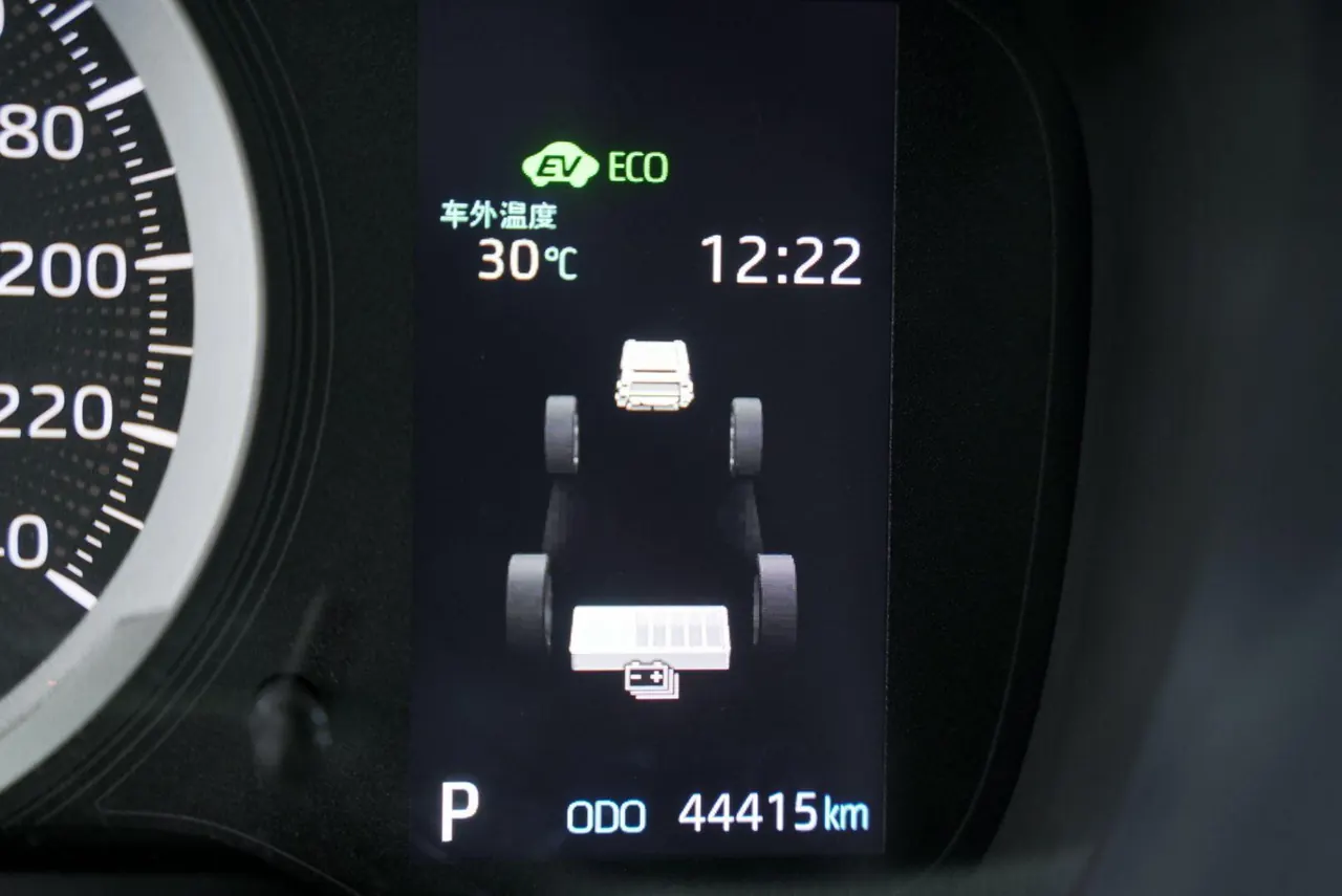 Toyota 2022 Corolla Double Engine 1.8 Stepless Pioneer Edition Automatic Gear 9
