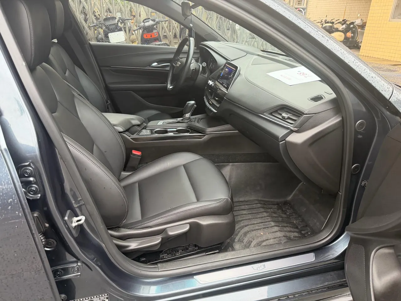 Cadillac 2021 CT4 2.0T 28T fashion (fashion) automatic gear 6
