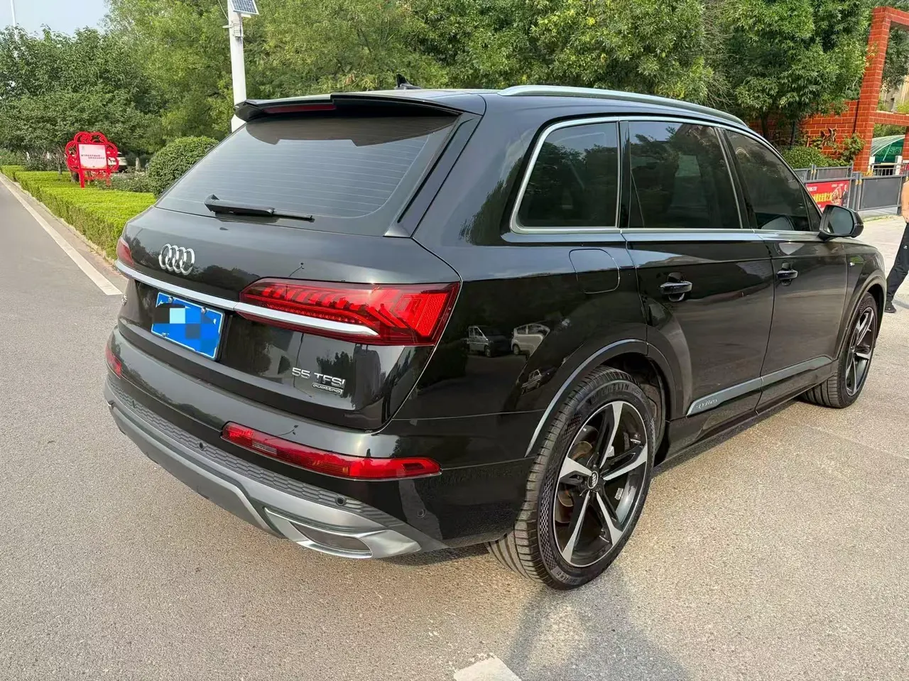 Audi Q7 (Imported) 2023 Q7 2.0TFSI 45TFSI Quattro S line Sports Automatic 2