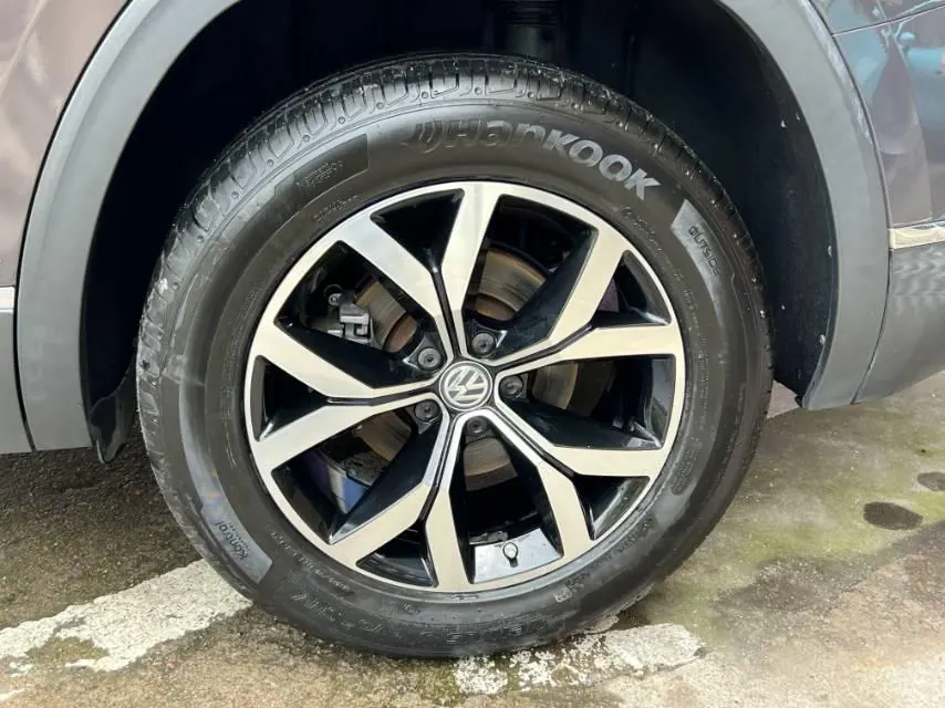 Volkswagen 2020 Tuang 2.0TSI 330TSI Two-Drive Deluxe Automatic Gear 4