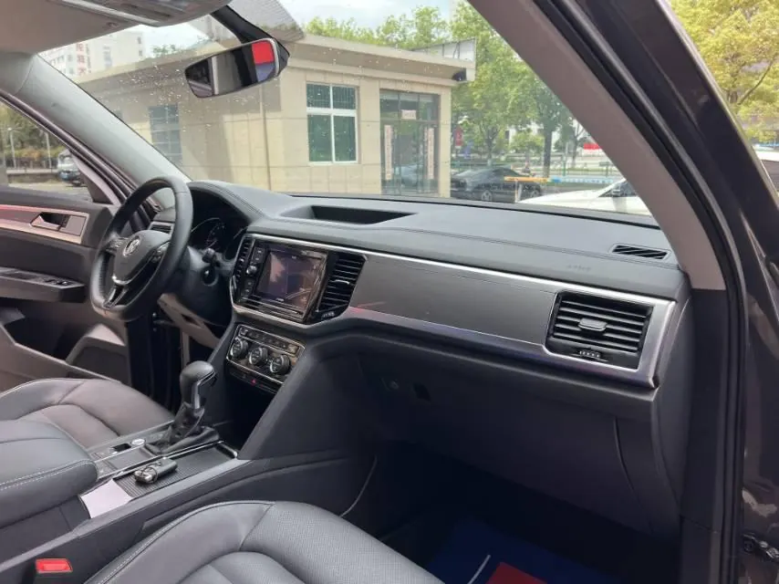 Volkswagen 2020 Tuang 2.0TSI 330TSI Two-Drive Deluxe Automatic Gear 9