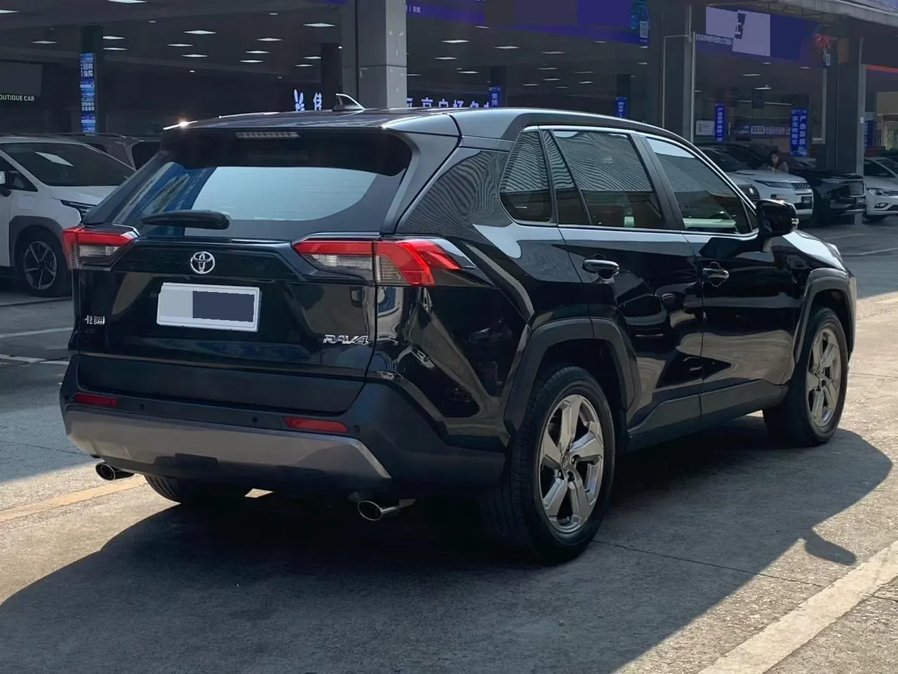 Toyota 2022 RAV4 Rongbo 2.0 Stepless Two-Drive Fashion Edition Automatic Gear 7