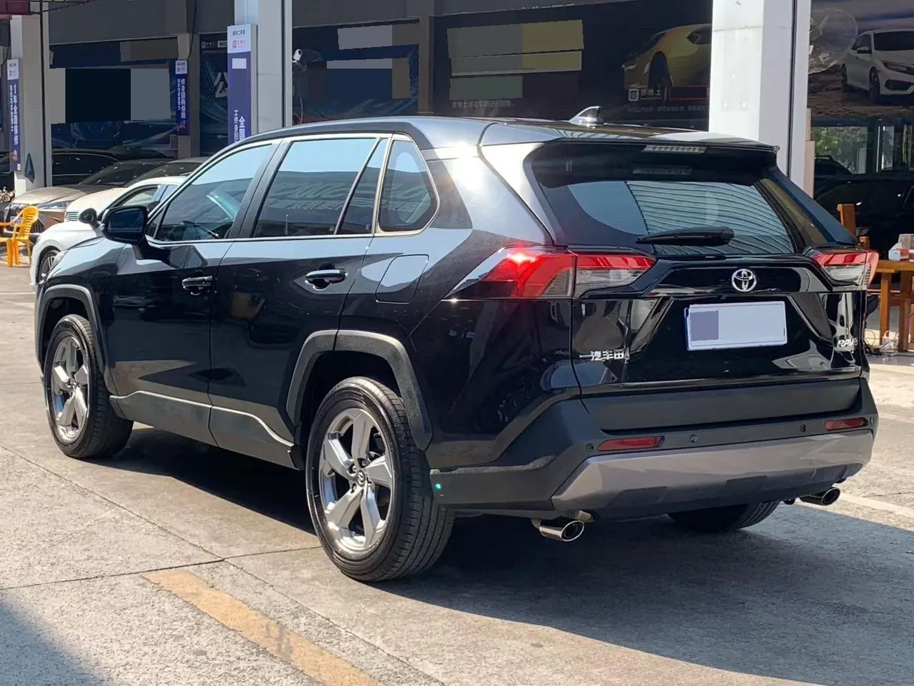 Toyota 2022 RAV4 Rongbo 2.0 Stepless Two-Drive Fashion Edition Automatic Gear 9