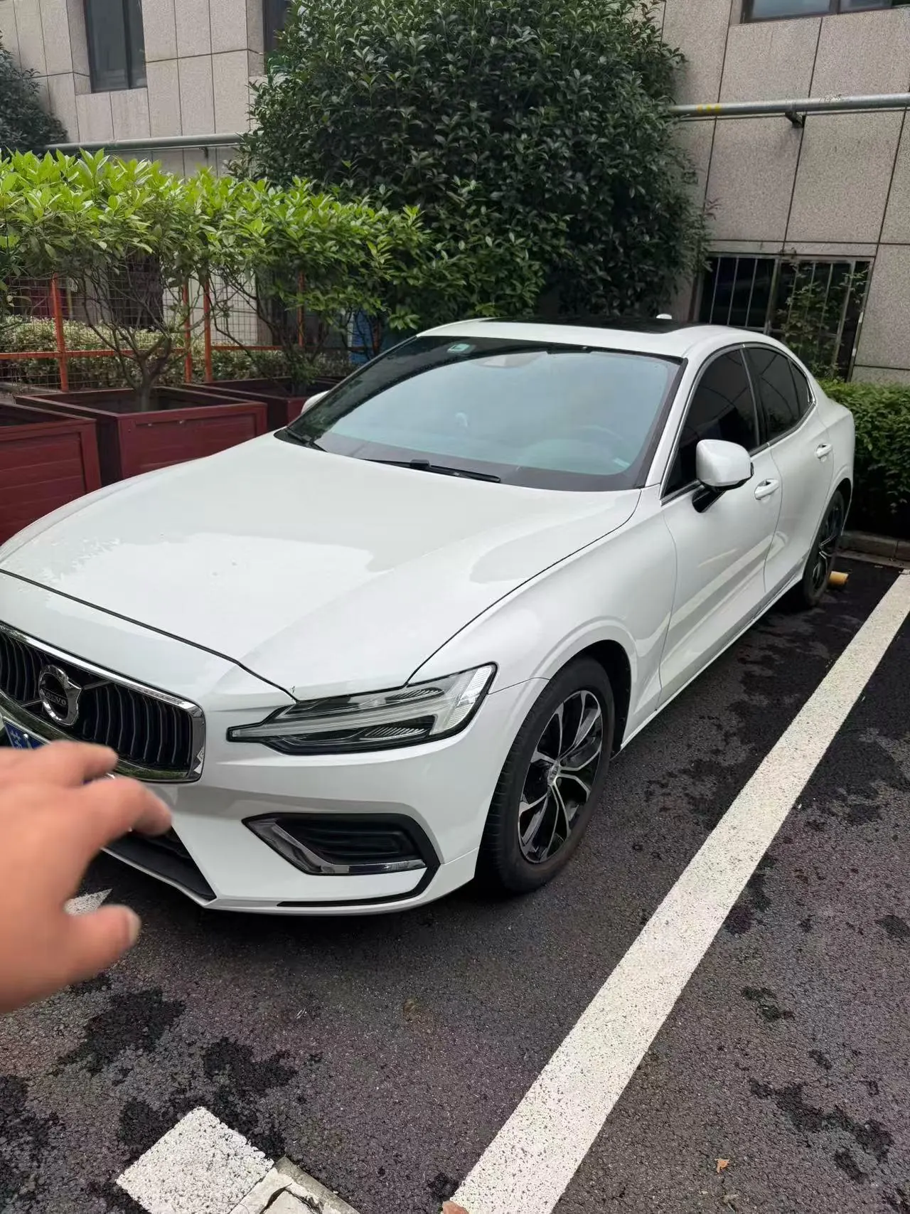 Open image lightbox: Volvo 2020 S60 2.0T T4 Zhiyi Deluxe Edition Automatic Gear