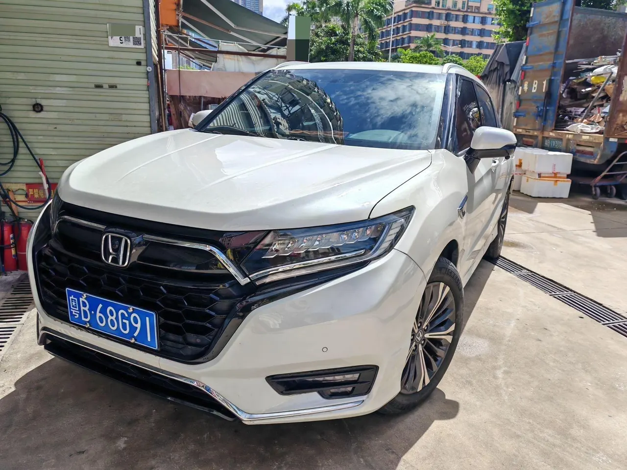 Open image lightbox: Honda 2020 UR-V 2.0T 370TURBO two-drive elegant version of automatic gear