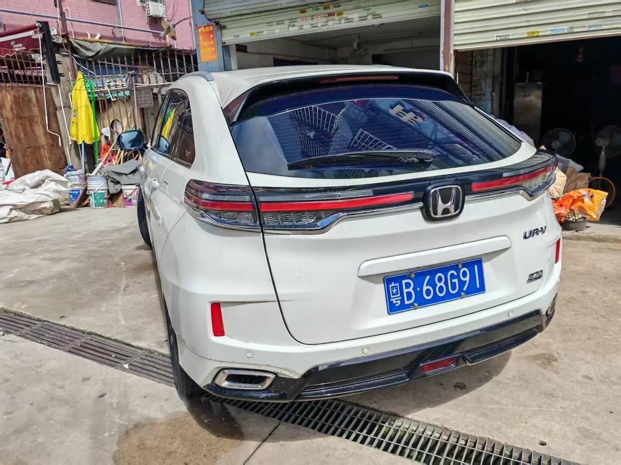 Honda 2020 UR-V 2.0T 370TURBO two-drive elegant version of automatic gear 6