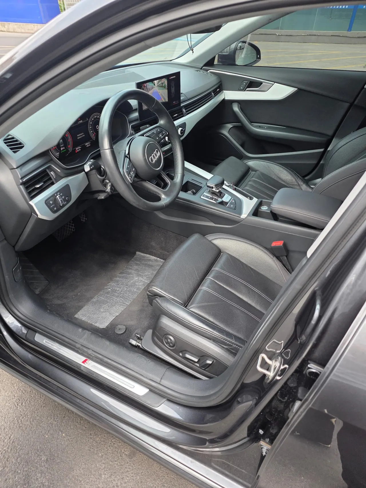 Audi 2022 A4L 2.0TFSI 40TFSI Fashion Dynamic Automatic 6