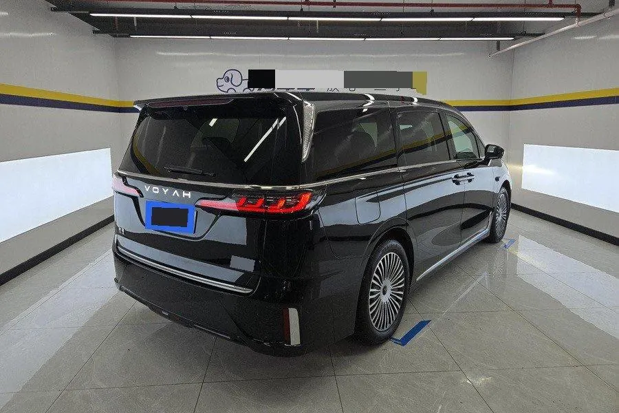 Voyah 2025 dreamers PHEV 1.5T four-wheel drive distinguished Kunpeng version automatic gear 2