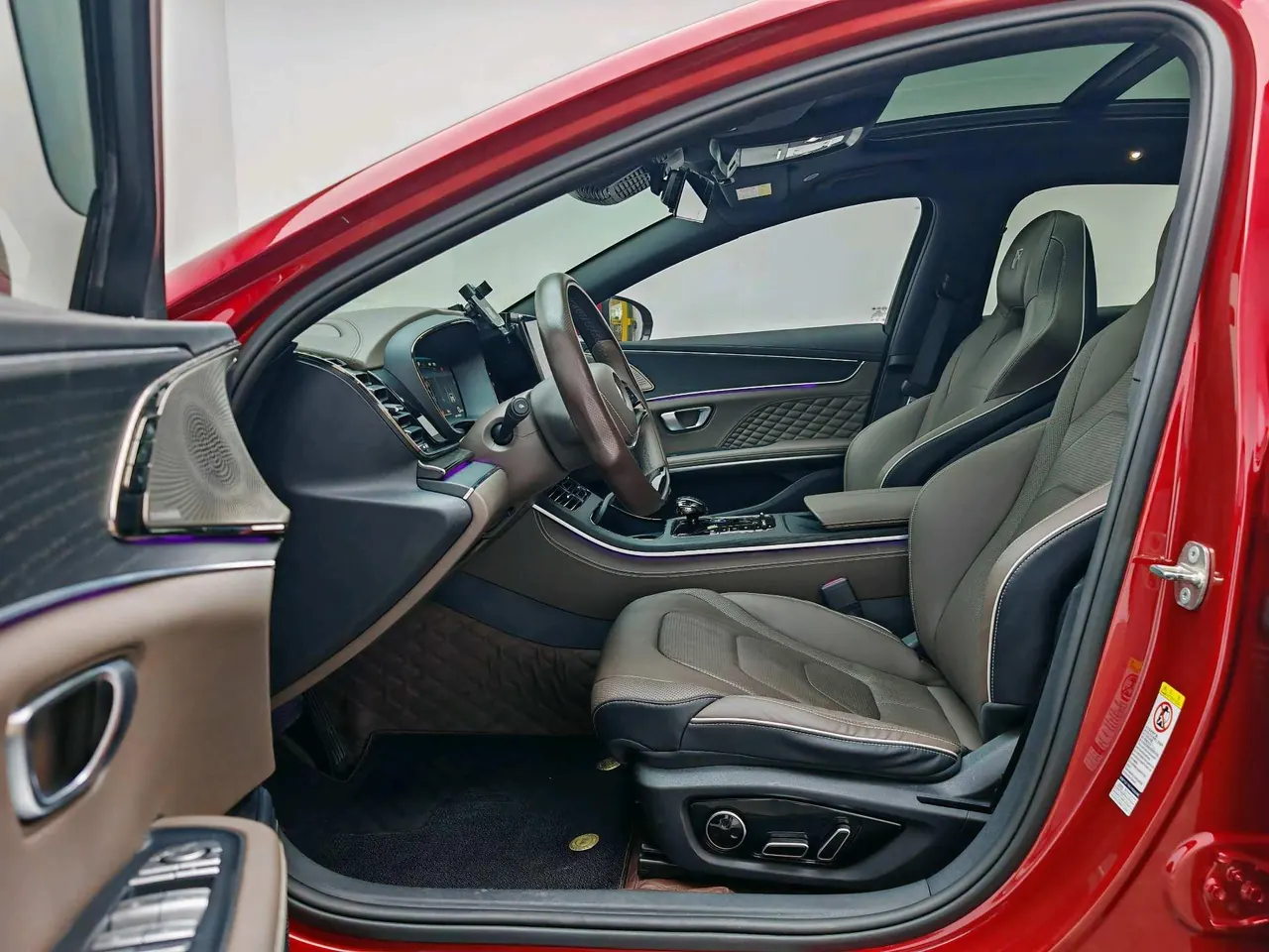 BYD 2022 Han DM-i 1.5T stepless 121KM exclusive automatic gear 3