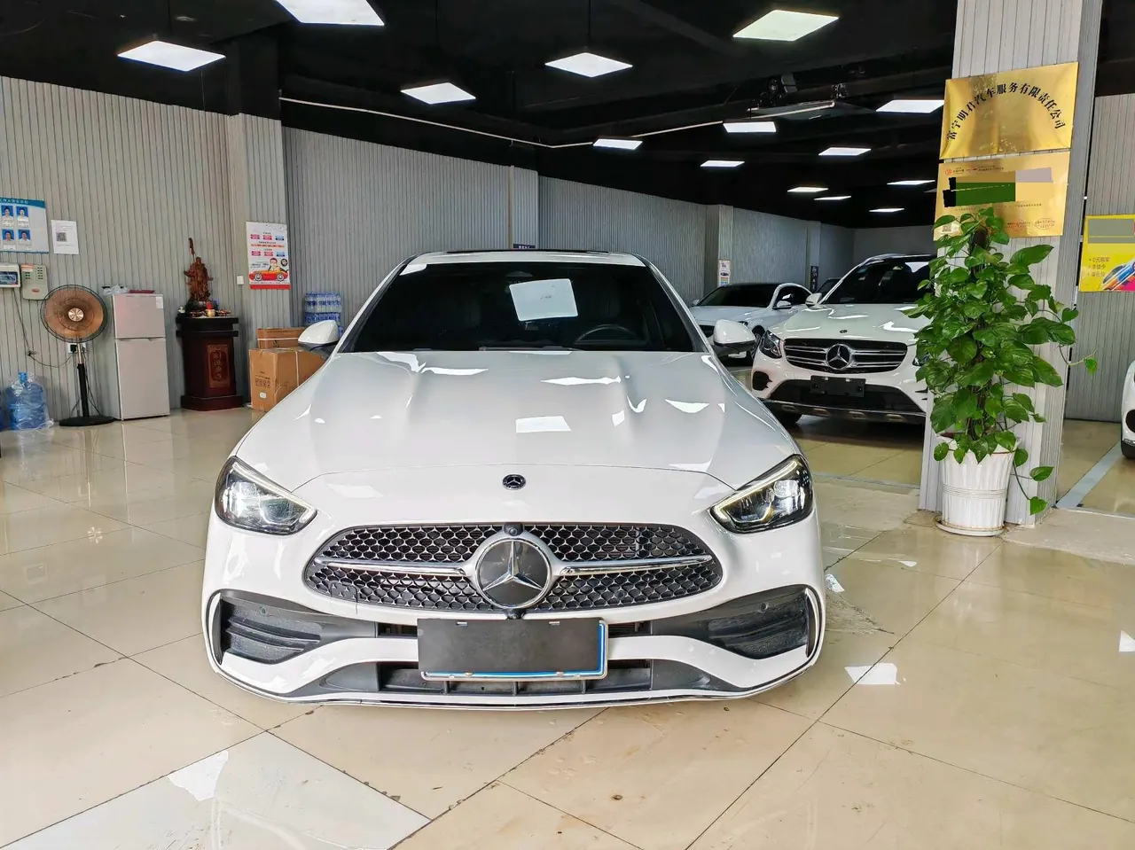 Mercedes Benz Class C 2024 C 200 L 48V 1.5T Sports Edition Automatic Gear - View 1