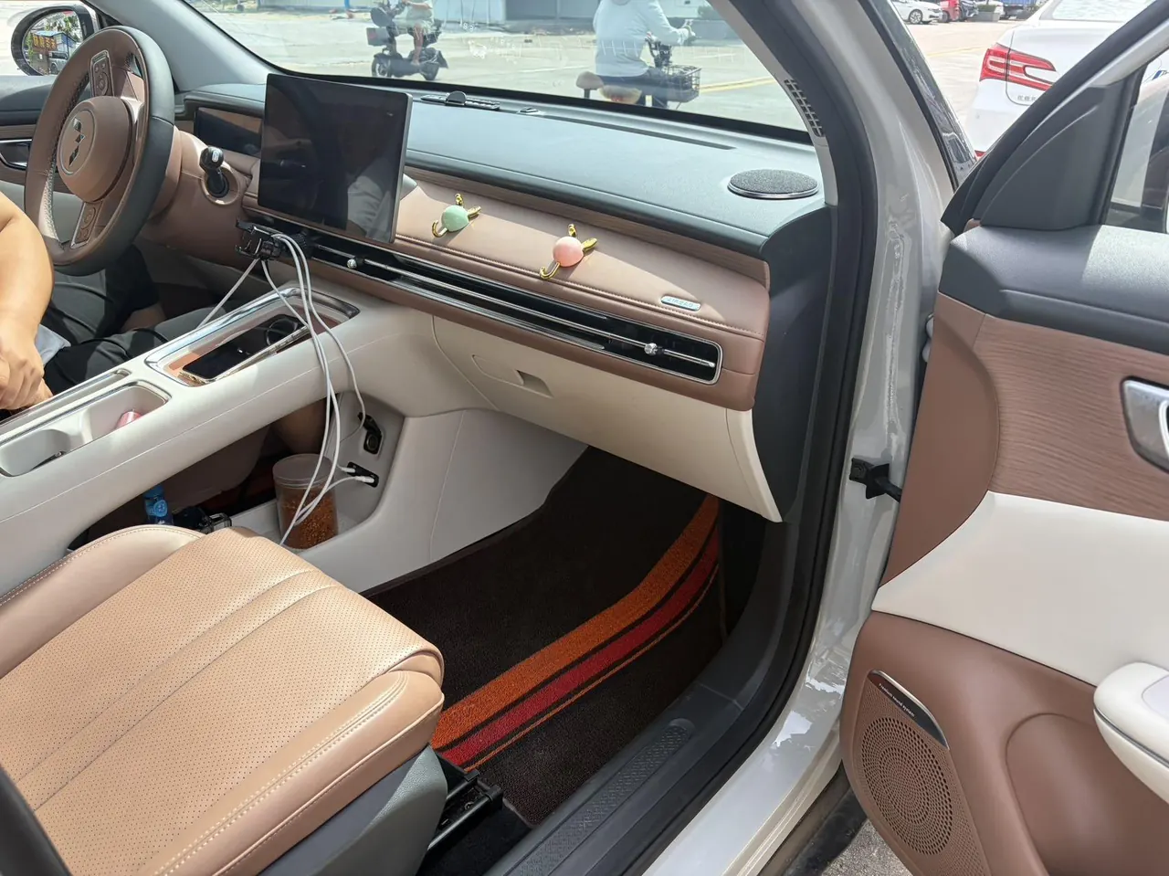 WuLing 2025 Plantronics S 430km Exclusive Automatic Transmission 3
