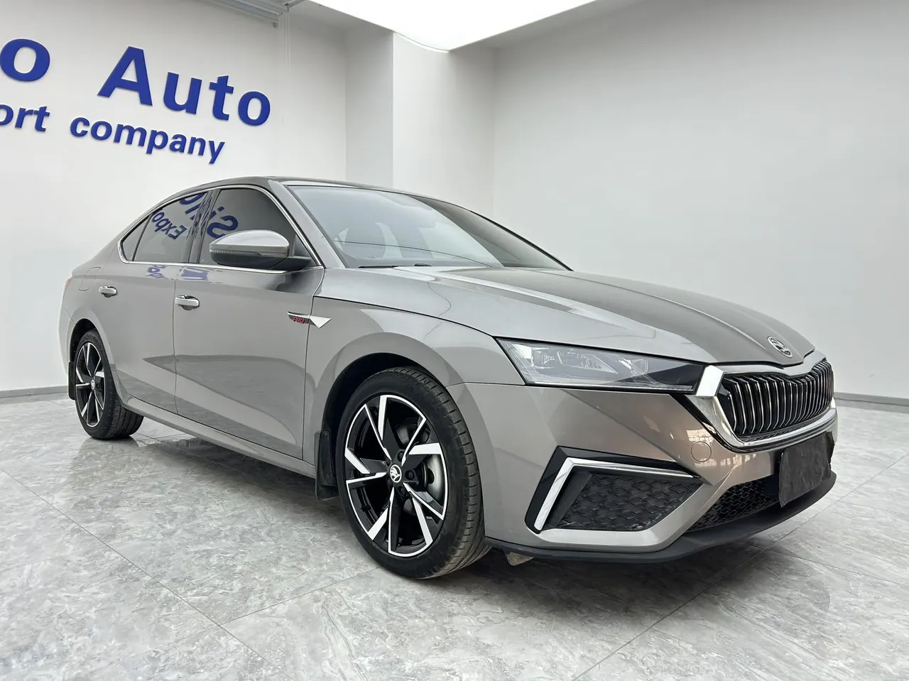 Открыть галерею: Skoda 2023 Ming Rui PRO 1.4TSI TSI280 Premium Edition (Modified) Automatic Gear