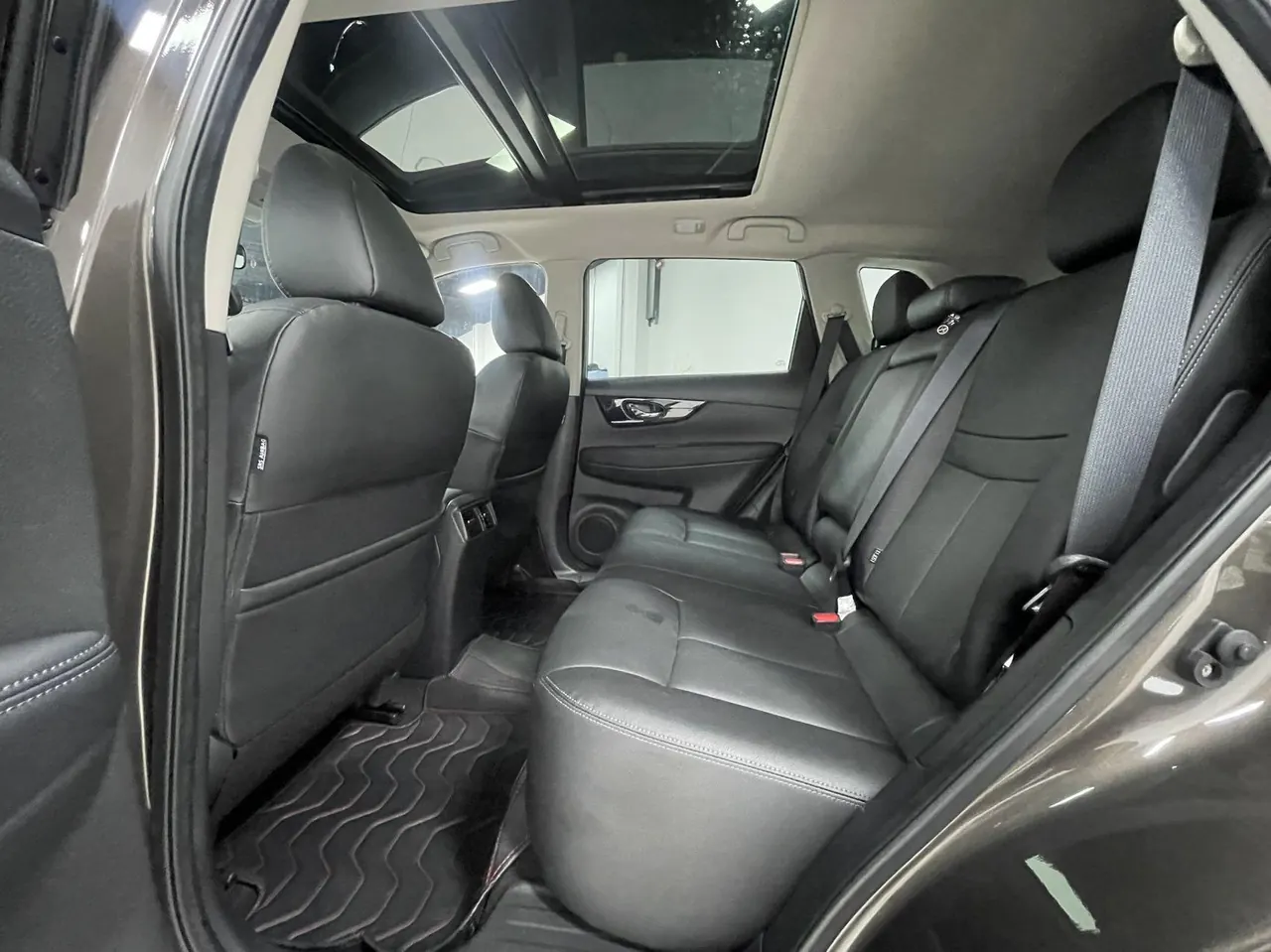 Nissan 2022 Qijun Glory 2.0 Stepless Two-Drive Smart Joint Premium Edition Automatic Gear 13