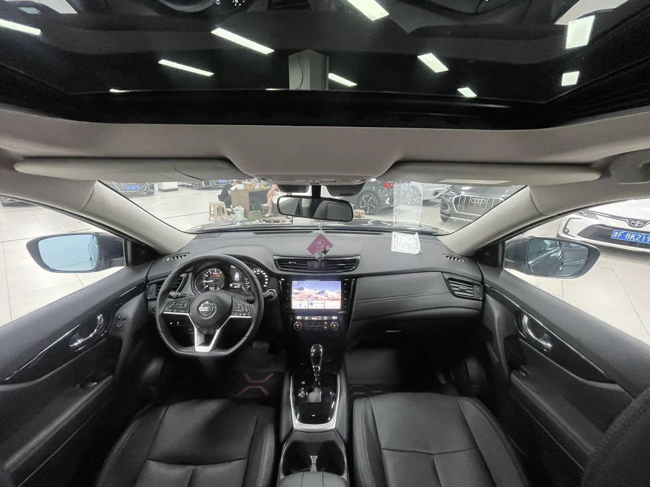 Nissan 2022 Qijun Glory 2.0 Stepless Two-Drive Smart Joint Premium Edition Automatic Gear 17
