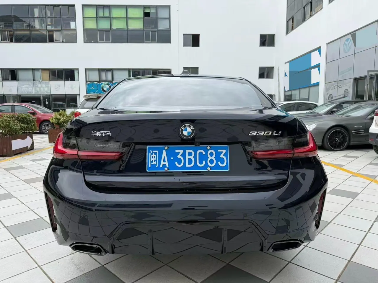 BMW 3 Series 2025 330Li 2.0T M Sports Obsidian Night Suit Automatic Gear 7