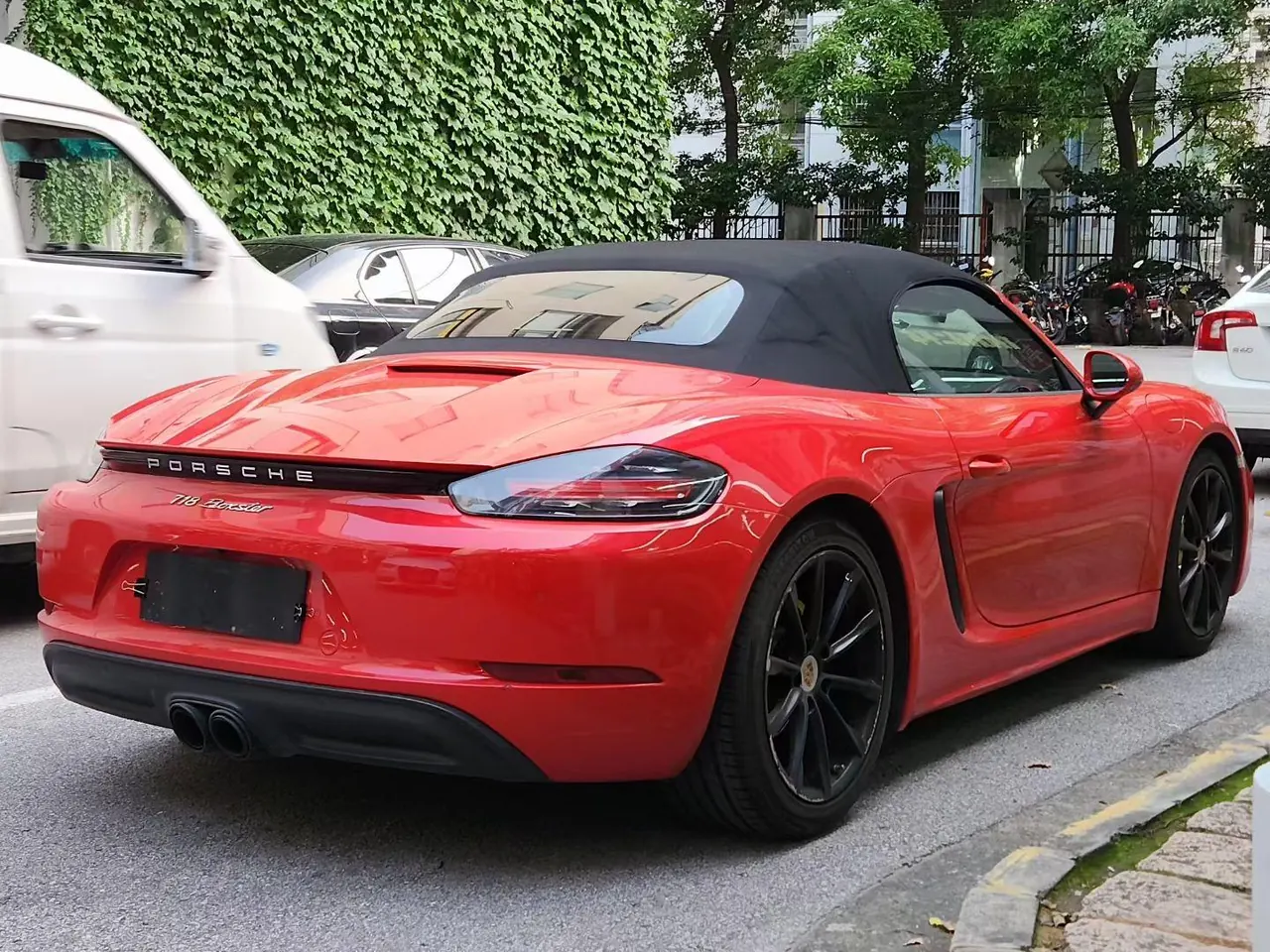 Porsche 718 (Imported) 2020 718 Boxer 2.0T Automatic 3