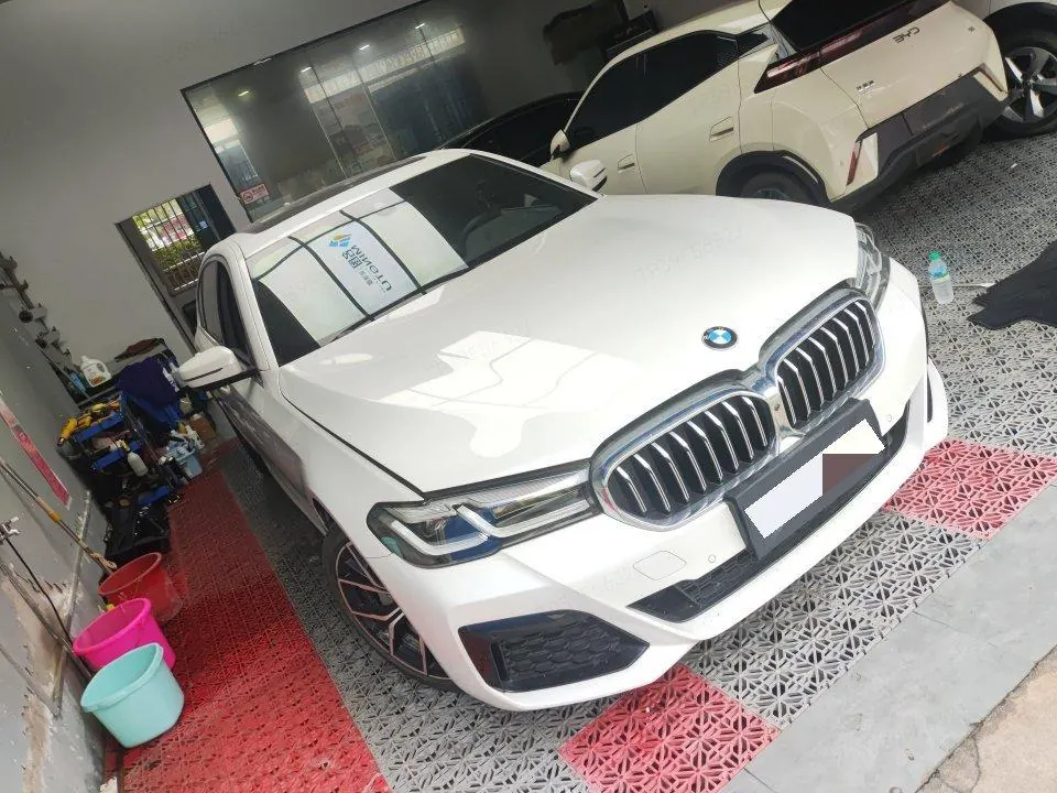 BMW 5 Series 2022 530Li 2.0T Exclusive M Sports Suit (Change 2) Automatic Gear 2