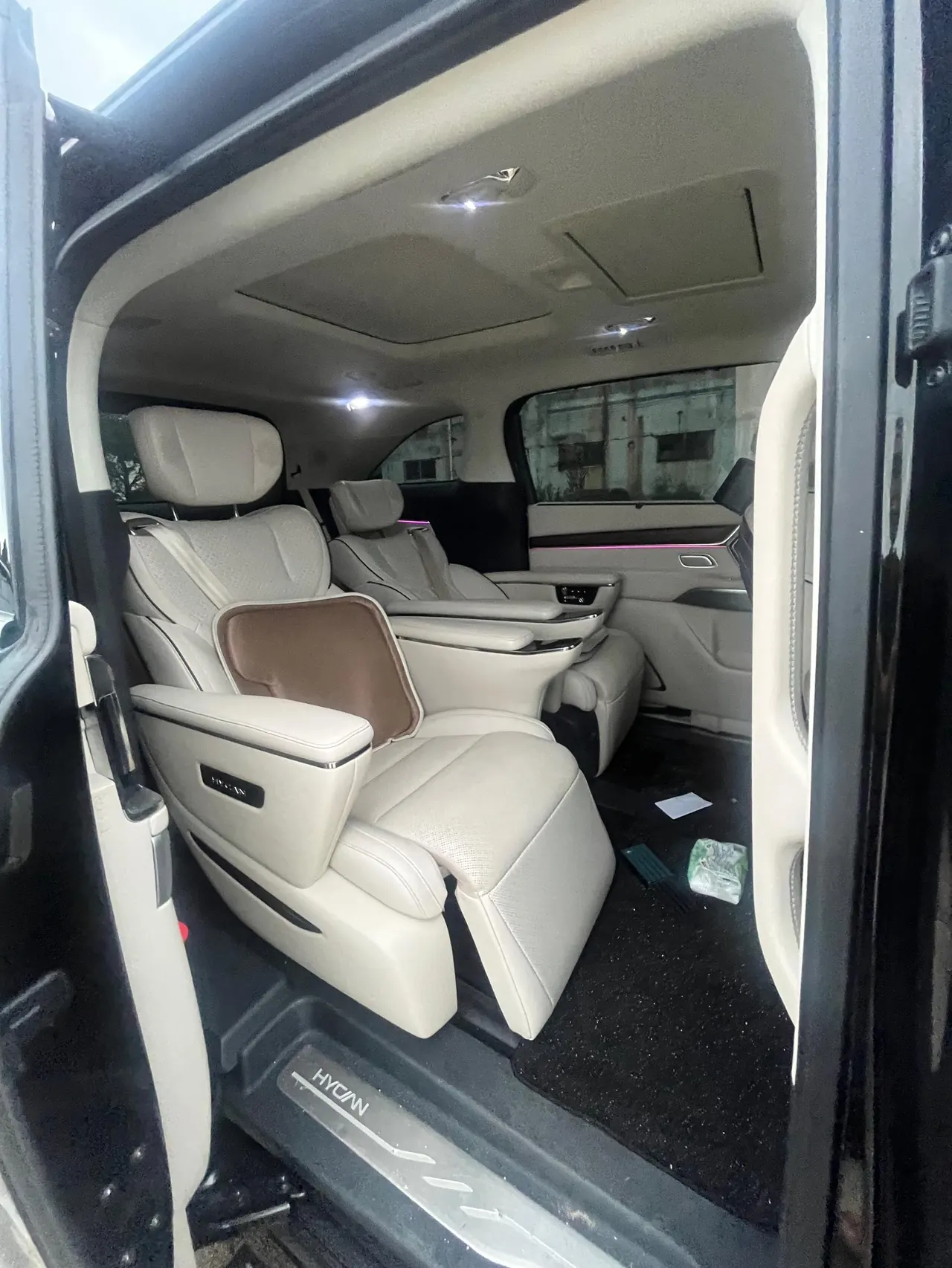 HIMA 2023 V09 Honorable Edition 620 Automatic 8