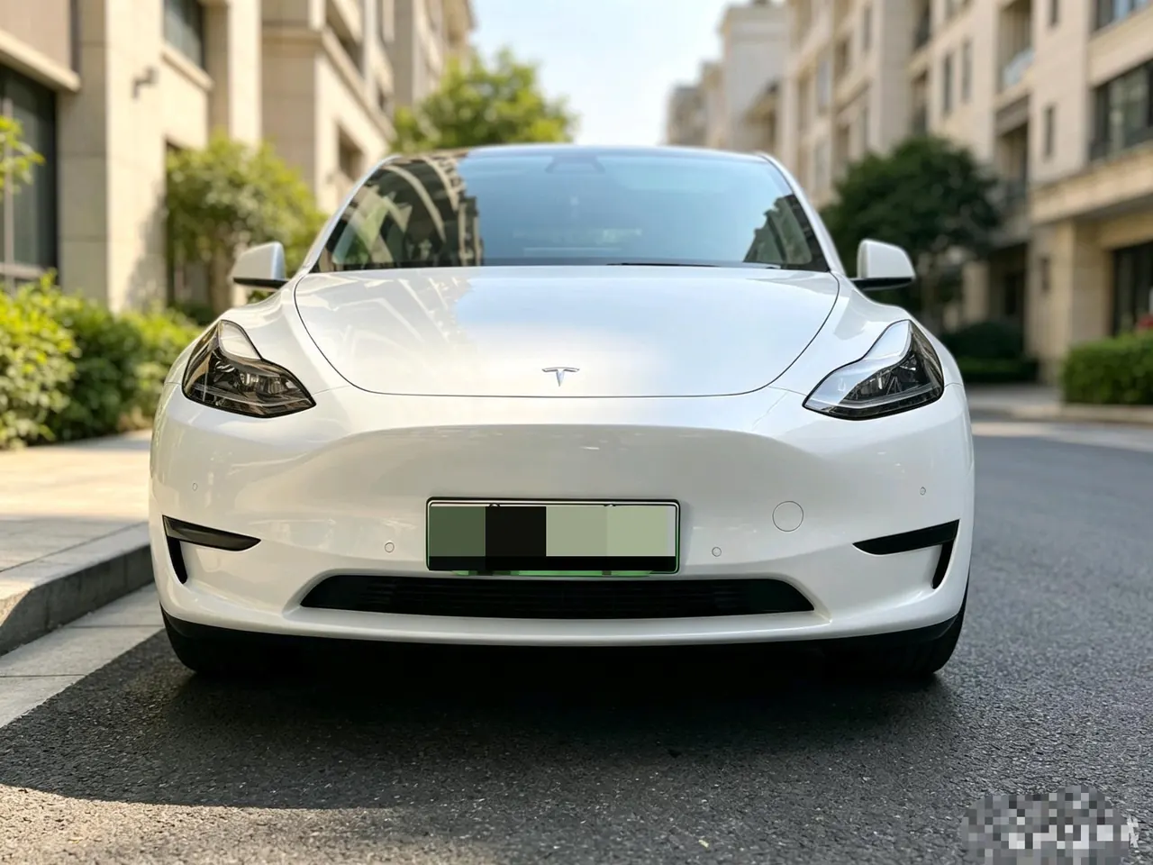 Open image lightbox: Tesla 2022 Model Y rear-wheel drive version (facelift) automatic gear