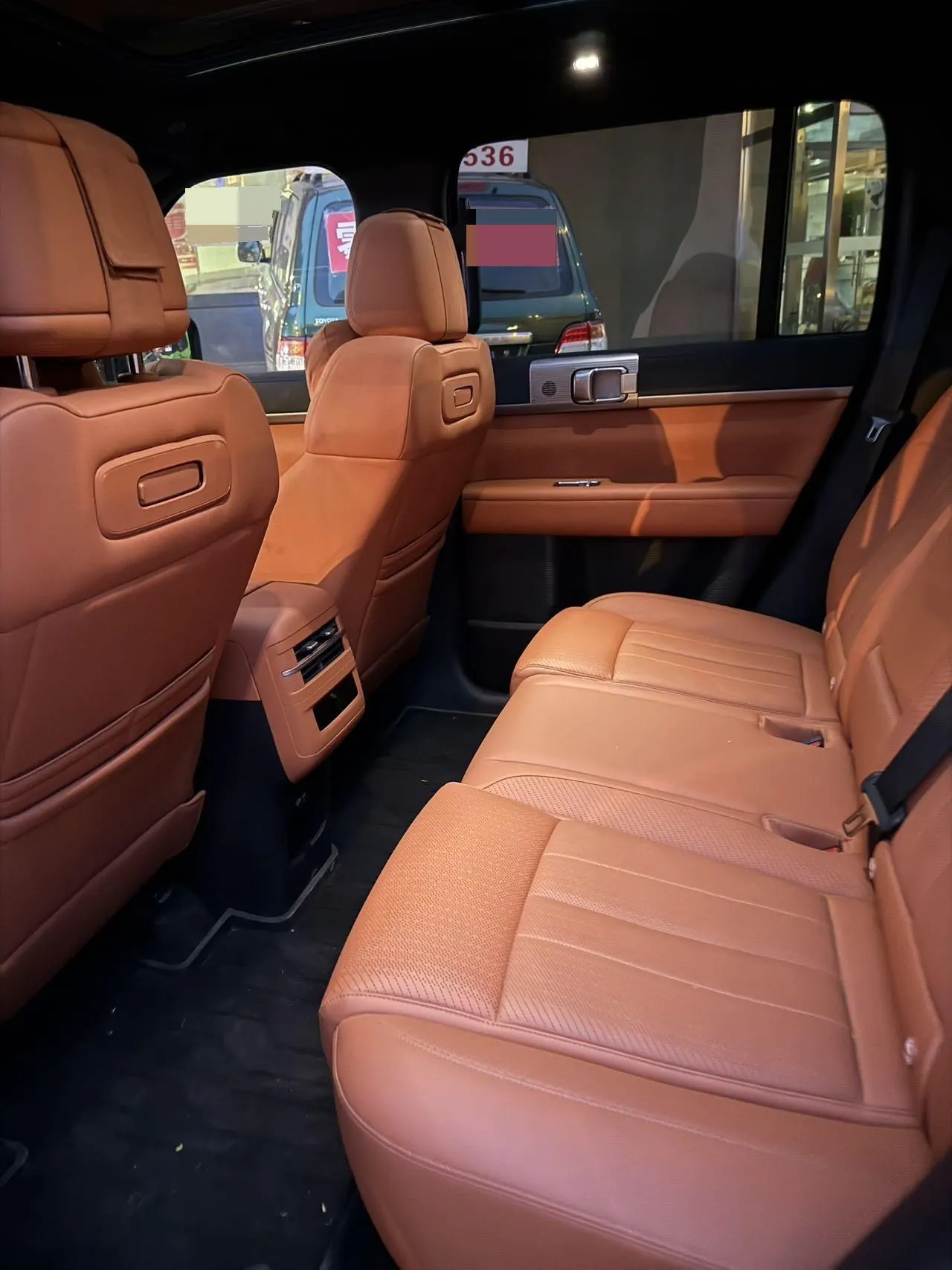 FangChengBao 2025 titanium 7 1.5T stepless 190KM four-wheel drive Ultra version of automatic gear 4