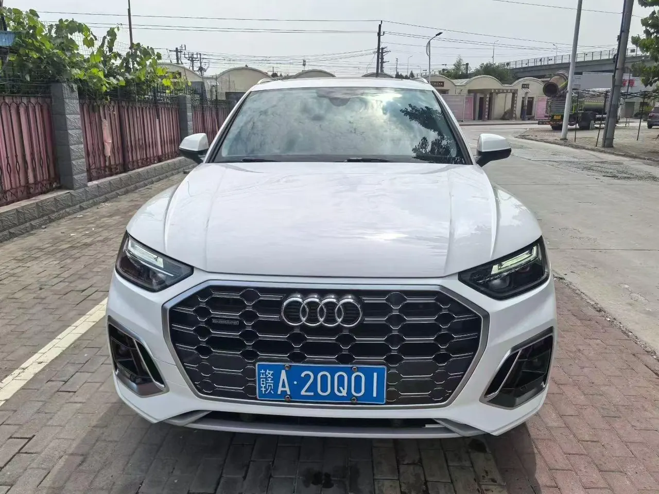 Audi 2025 Q5L 2.0TFSI 45TFSI 45th Anniversary Collection Edition Quattro Deluxe Dynamic Automatic 2
