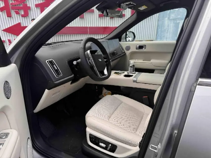Li 2022 L9 1.5T Max Edition Automatic Gear 4