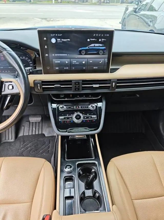 Lincoln 2020 adventurer 2.0T two-wheel drive elegant version of automatic gear 8