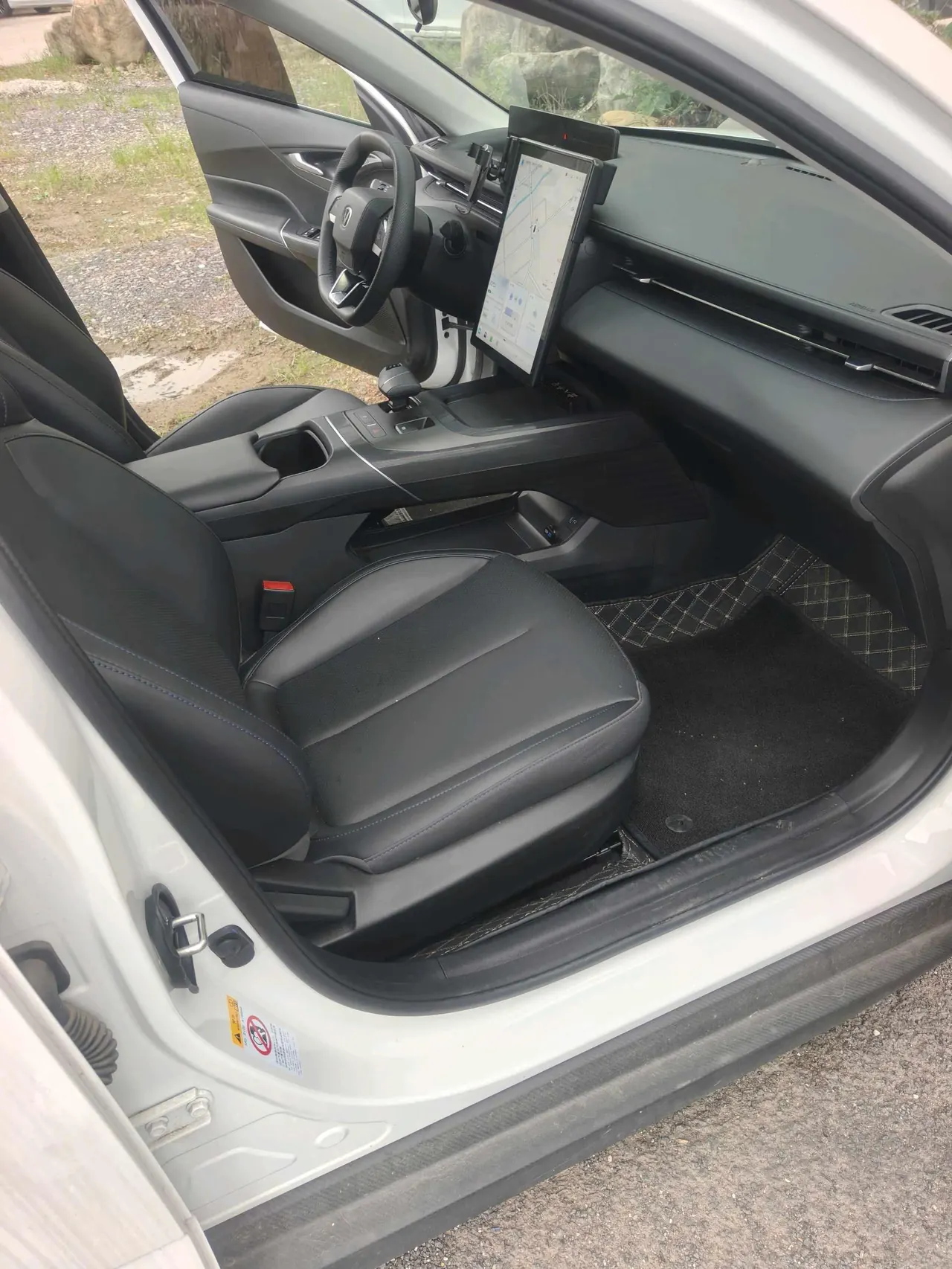 ChangAn 2024 Yidong 1.5TGDI Honorable Automatic Gear 4