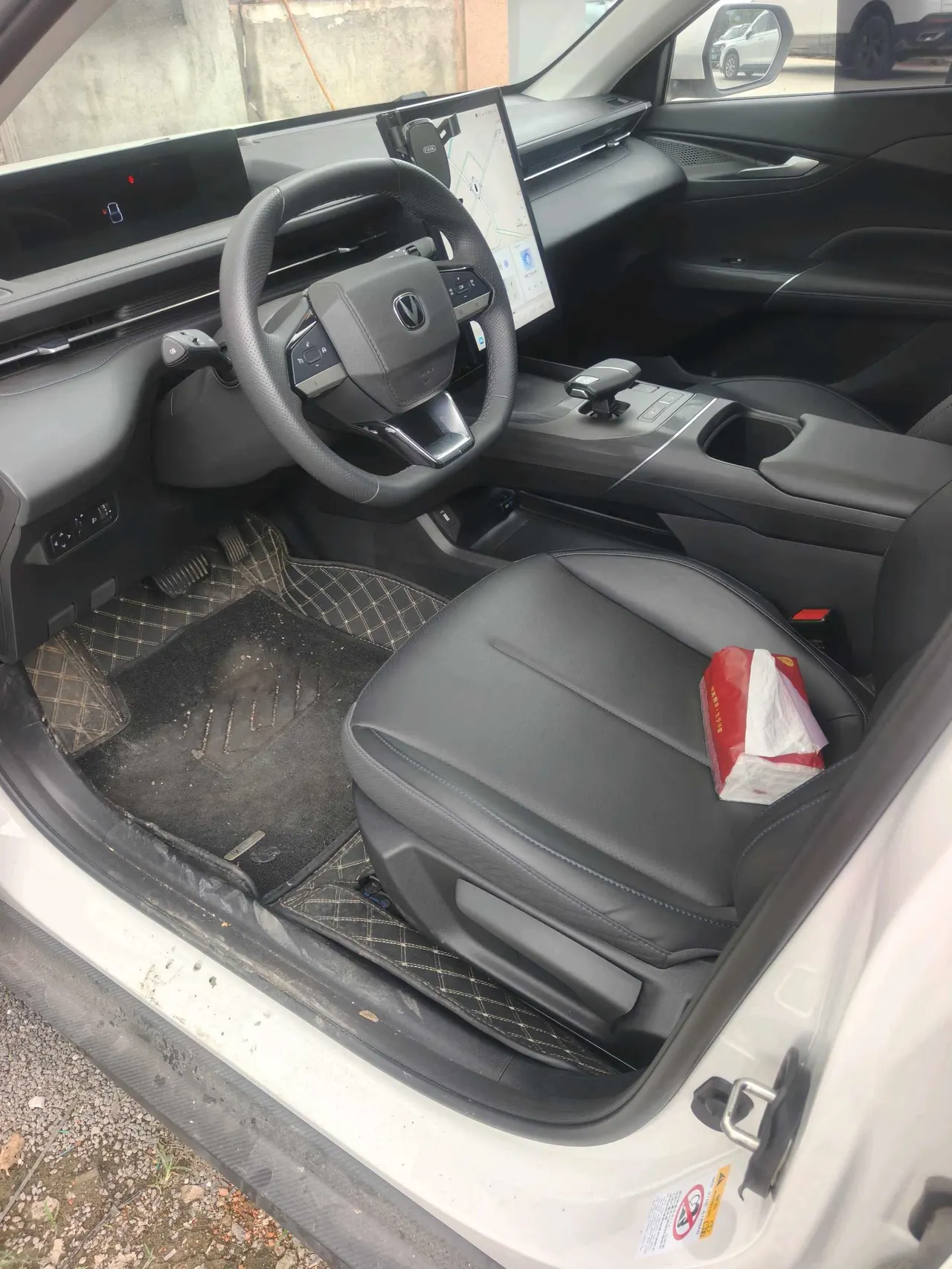 ChangAn 2024 Yidong 1.5TGDI Honorable Automatic Gear 6
