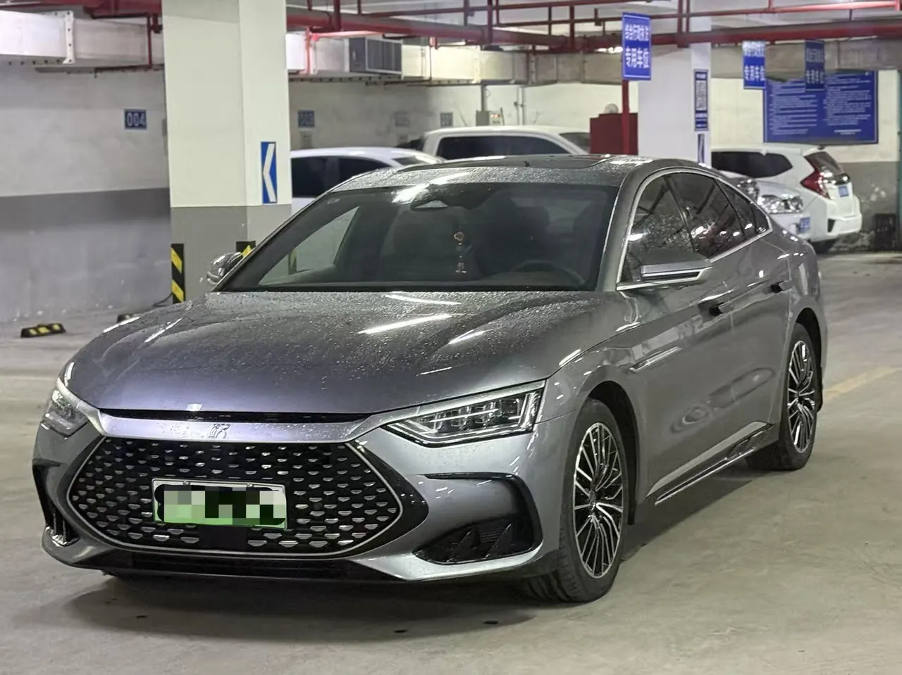 BYD 2023 Han DM-i 1.5T stepless champion version 121KM exclusive automatic gear - View 1