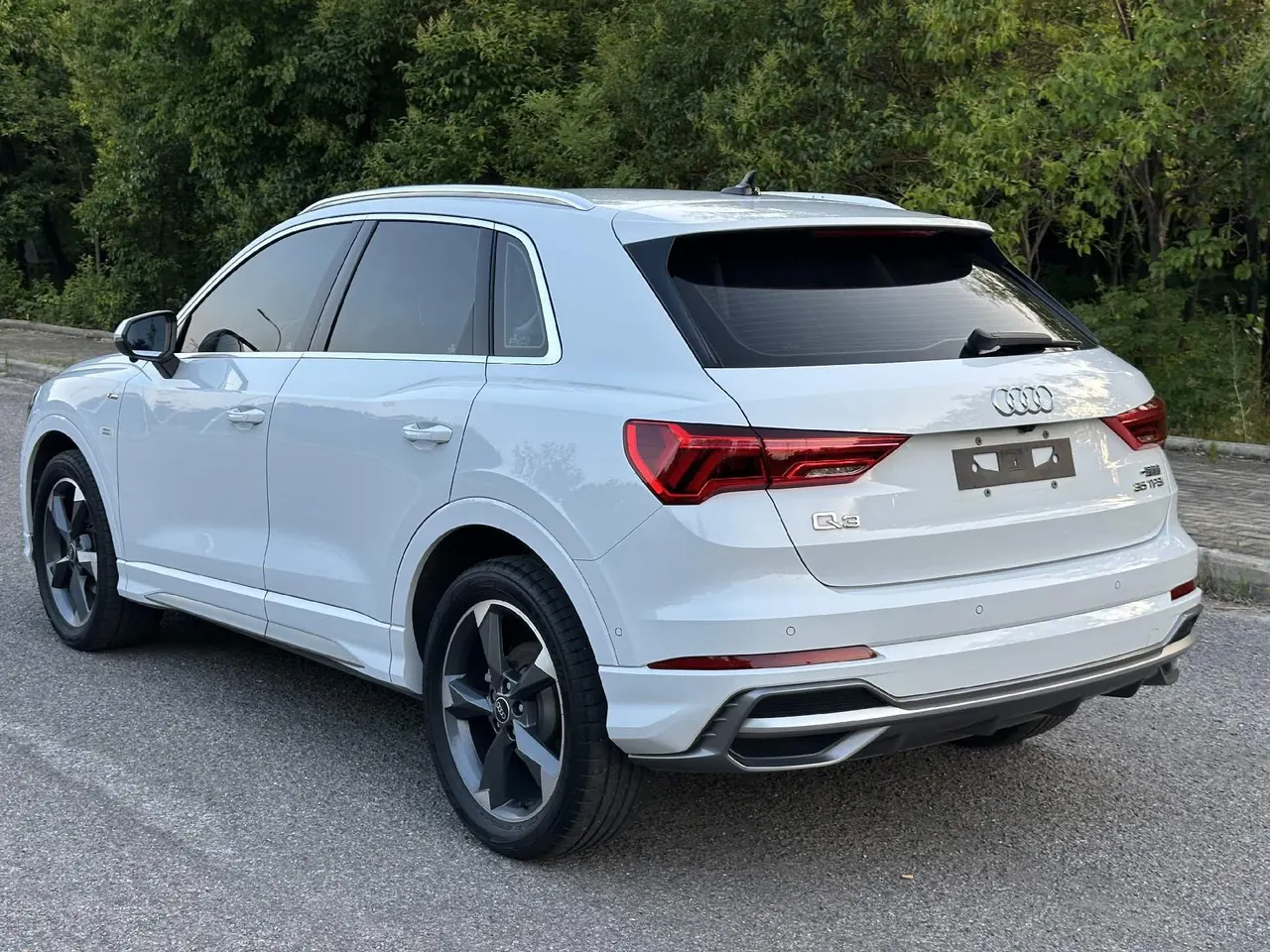 Audi 2023 Q3 1.4TFSI 35TFSI Fashion Dynamic Automatic 3