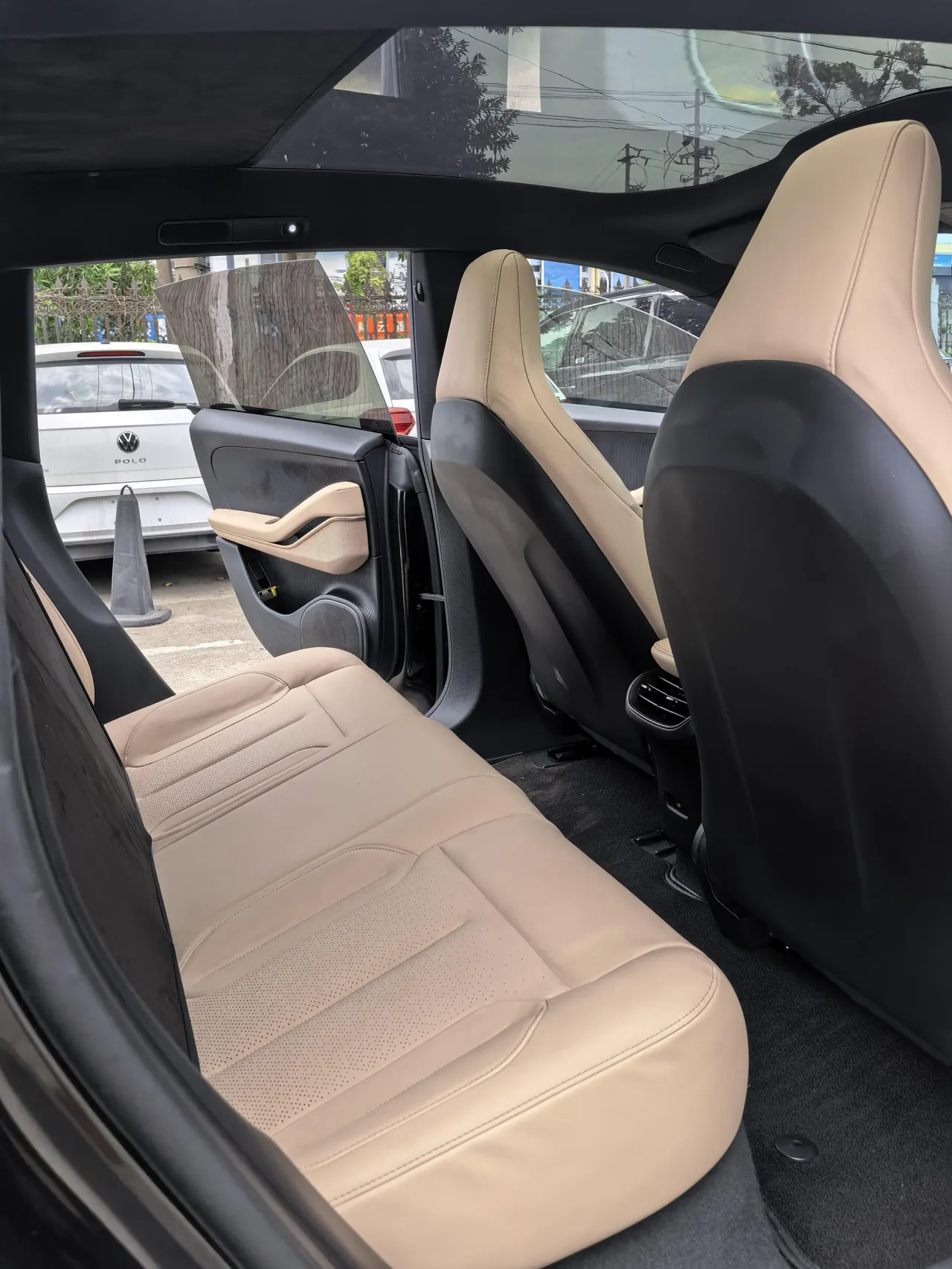 NIO 2023 ET5 75kWh Touring automatic gear 8